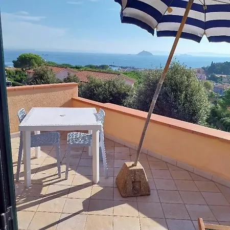 Appartement Bilocale Con Terrazzo Vista Mare Cavo